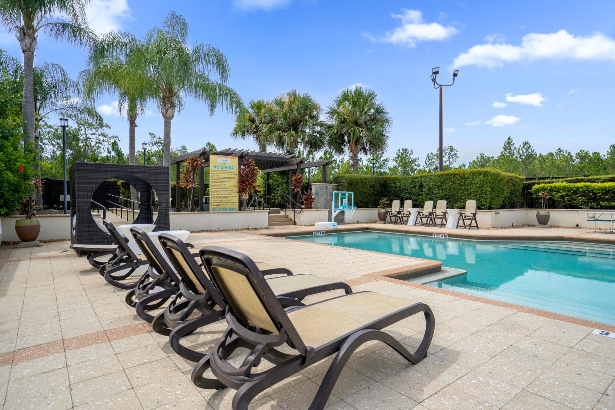 Cozy & Elegant 4Br Enchanted Townhouse - 1 Mile To Disney With Resort Pool, Gym, & Jacuzzi Orlando Exterior foto